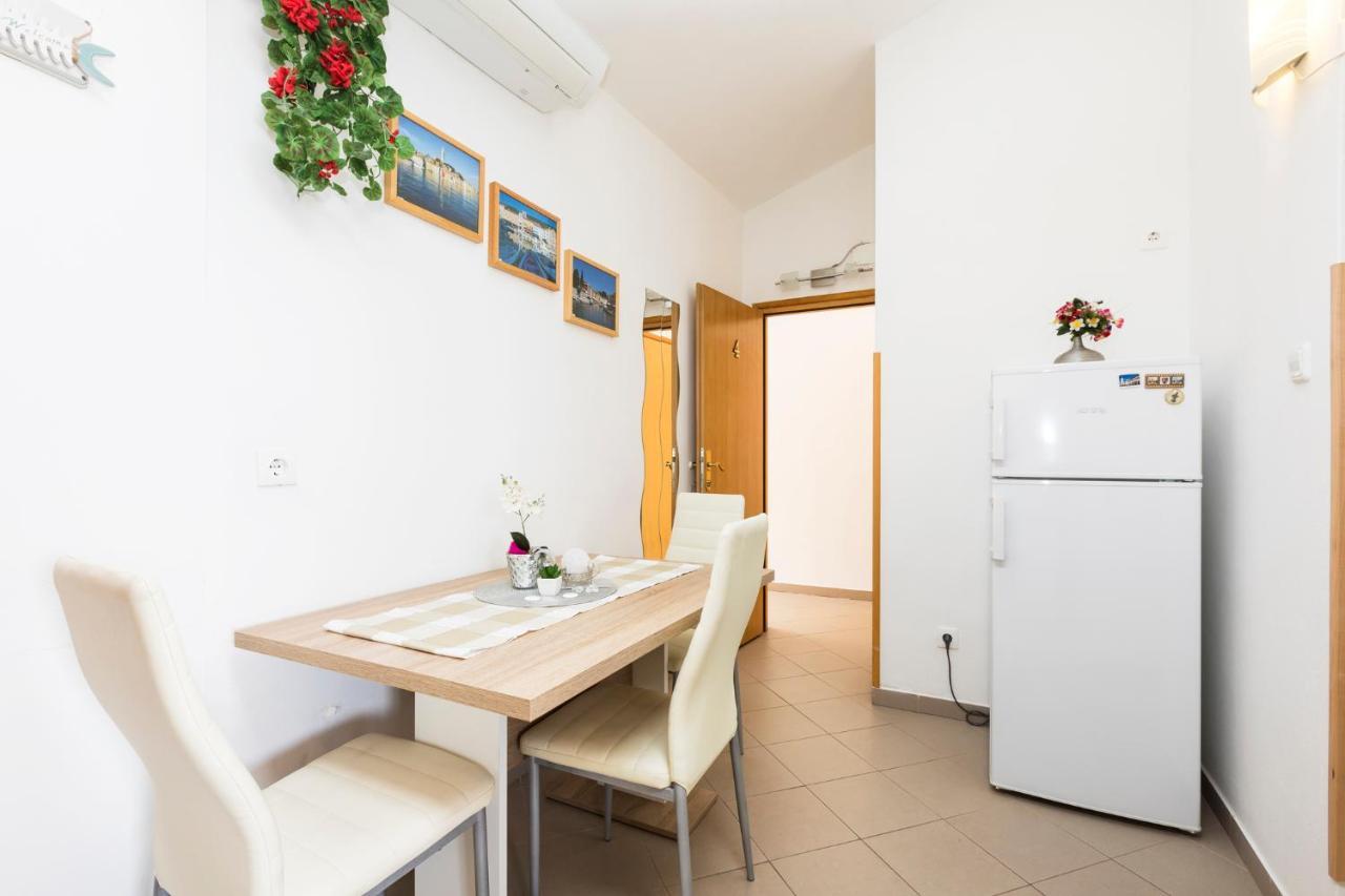 Appartement I Soba Roberto I Mirjana